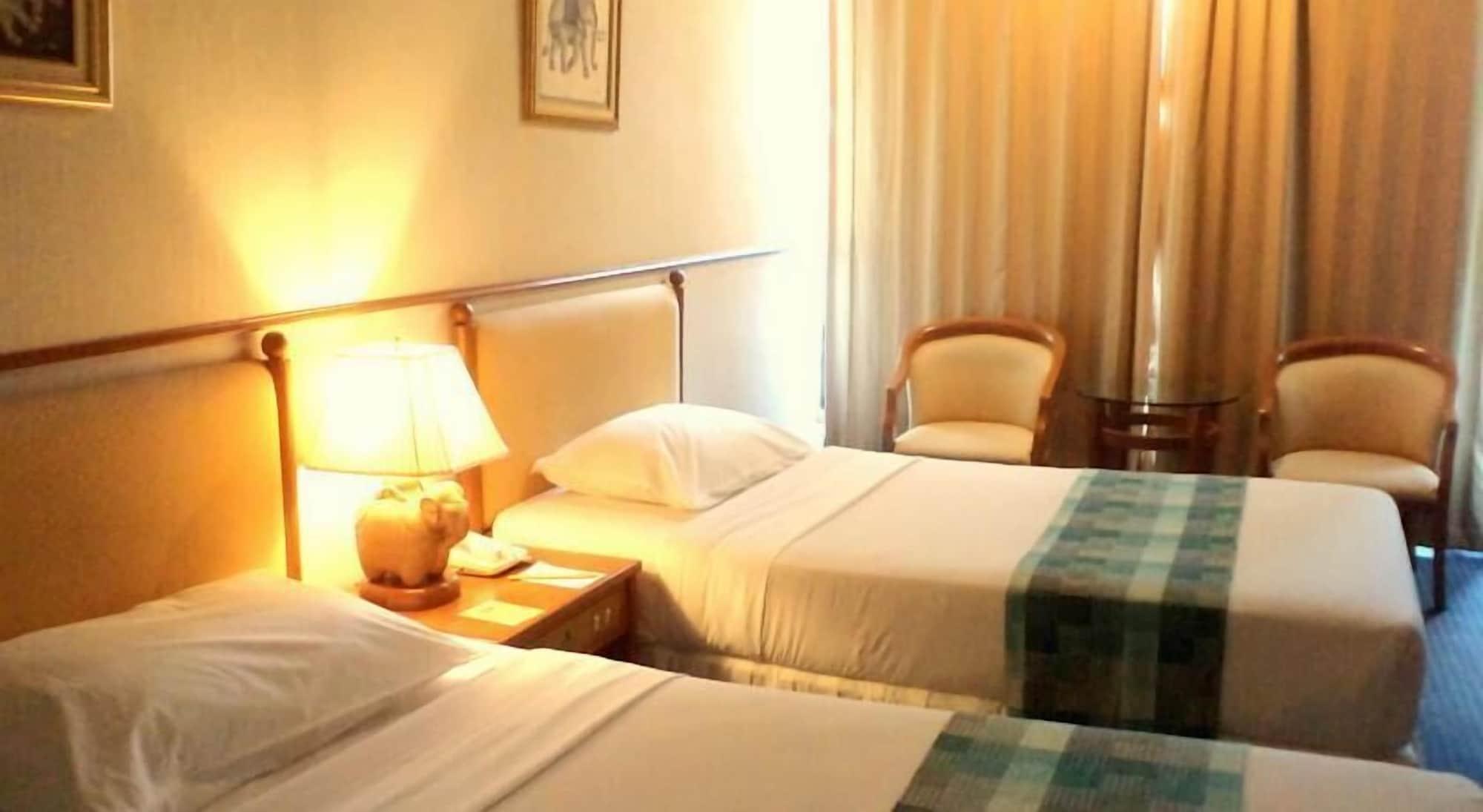 Tarin Hotel Chiang Mai Dış mekan fotoğraf