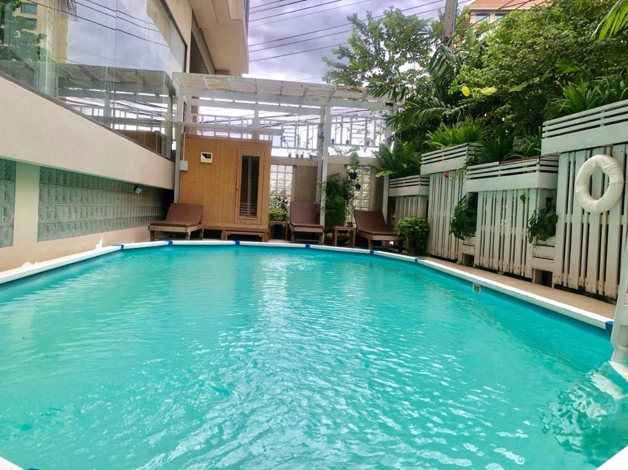 Tarin Hotel Chiang Mai Dış mekan fotoğraf